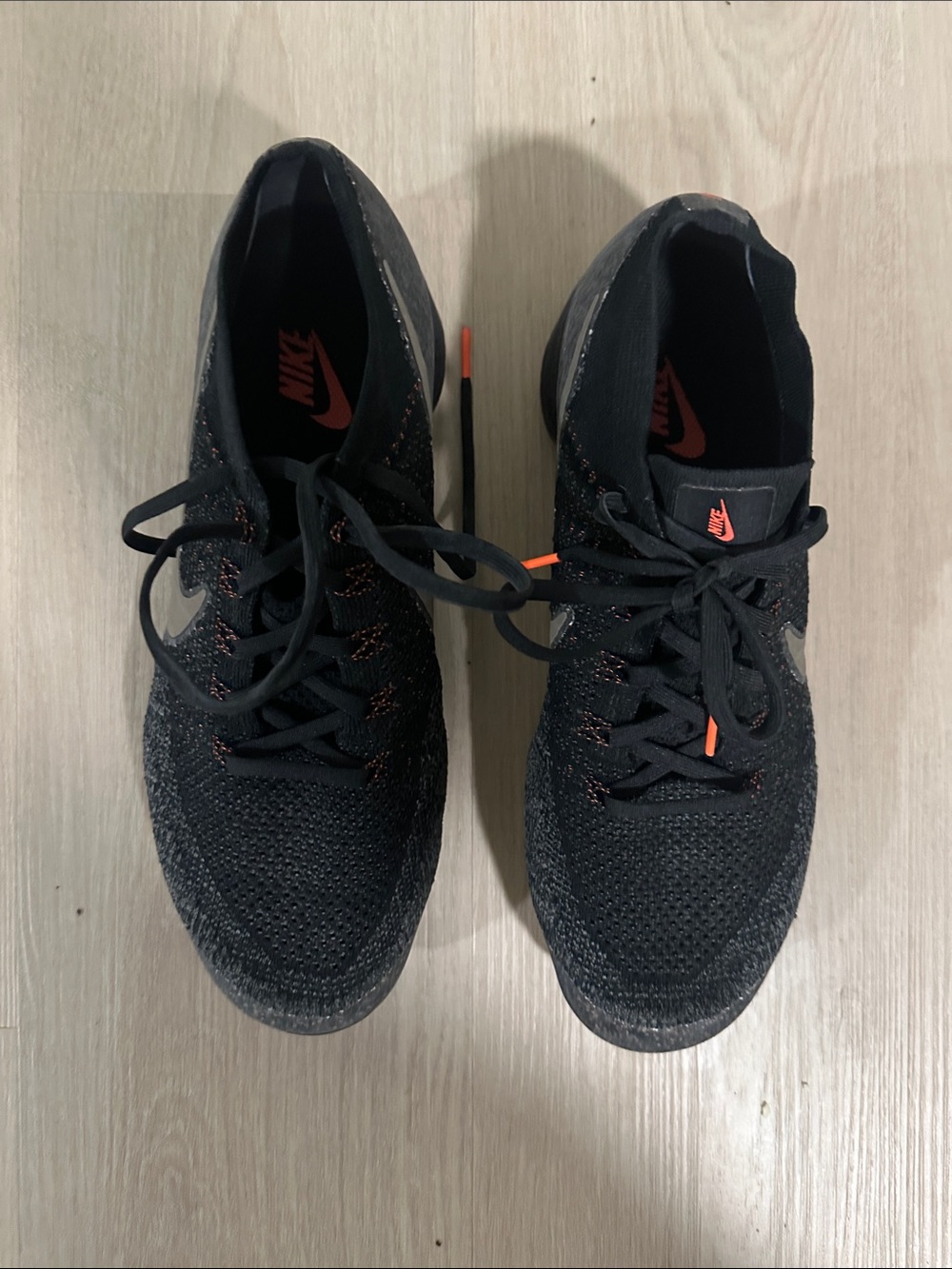 Nike Menw Black/Grey VaporMax Flyknit Running Sneakers( Halloween Edition) - Picture 2 of 4